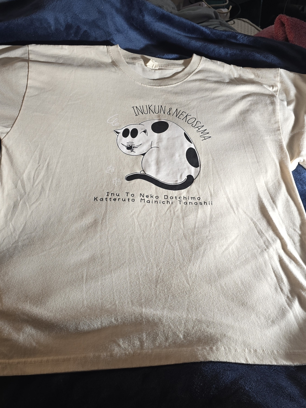 Kawaii “Inukun & Nekosama” Japanese Cat Graphic Tee – Tagged XL (Oversized Fit)